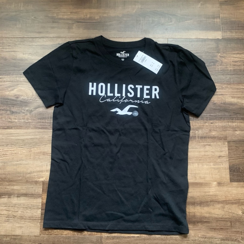 Hollister T-Shirt